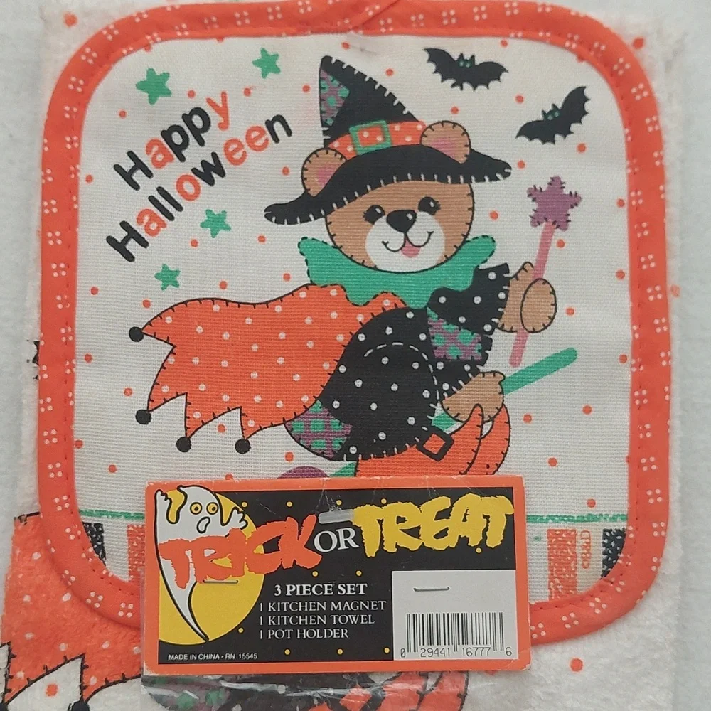 TRICK or TREAT Vintage 3-piece Halloween kitchen linen set NWT